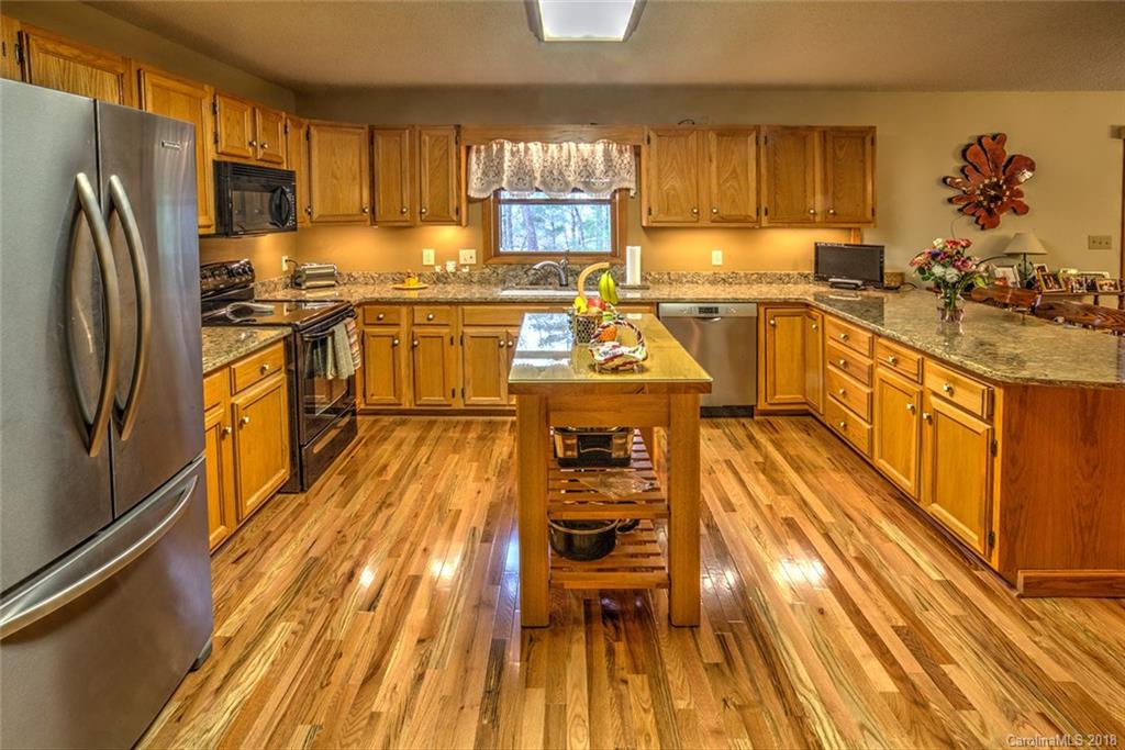261 Tiptop Road Brevard, NC 28712 - Photo 3 of 13 Gallery Image 3