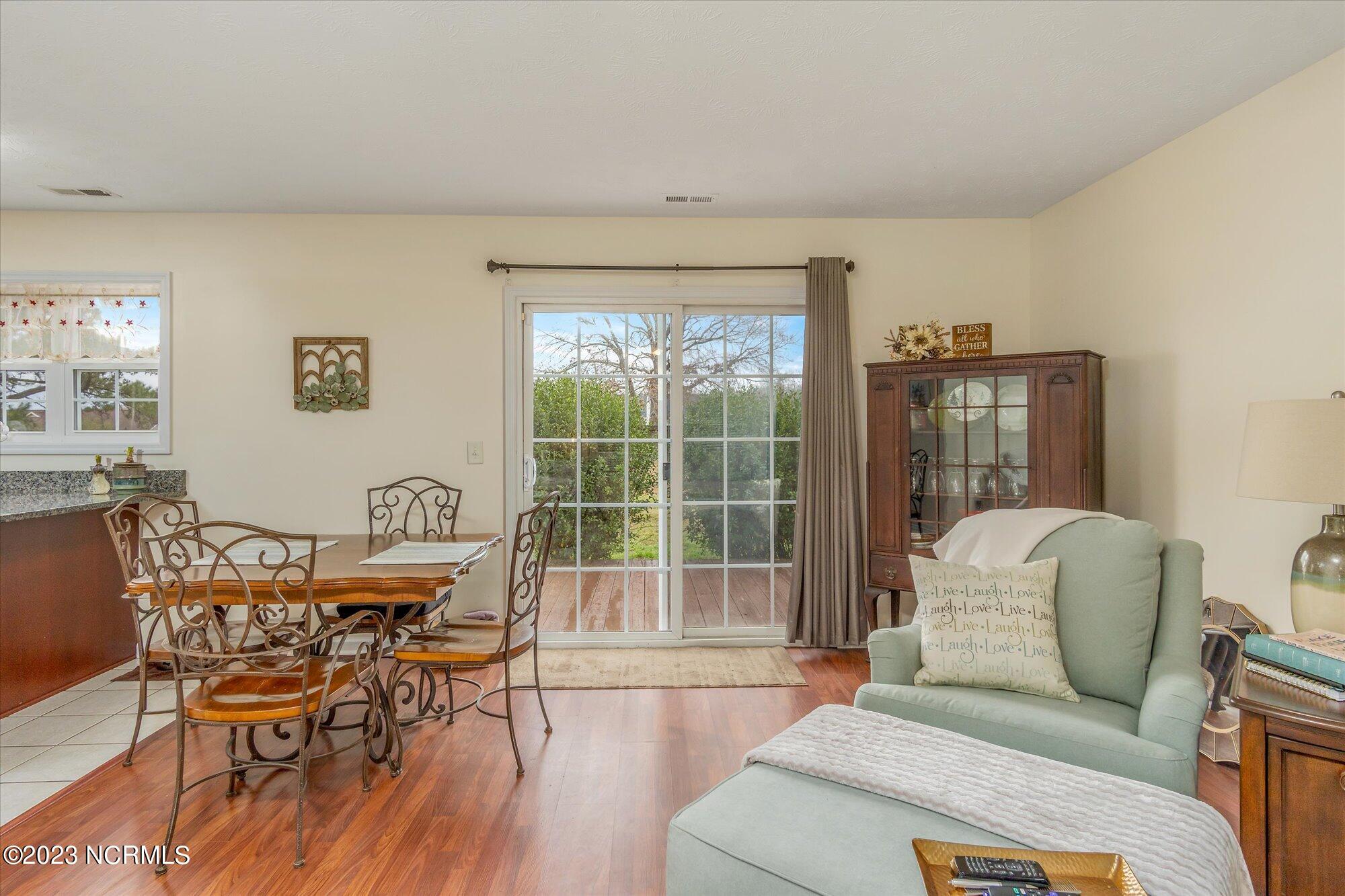 214 Rutherford Way Jacksonville, NC 28540 - Photo 16 of 44 16-214 Rutherford-16