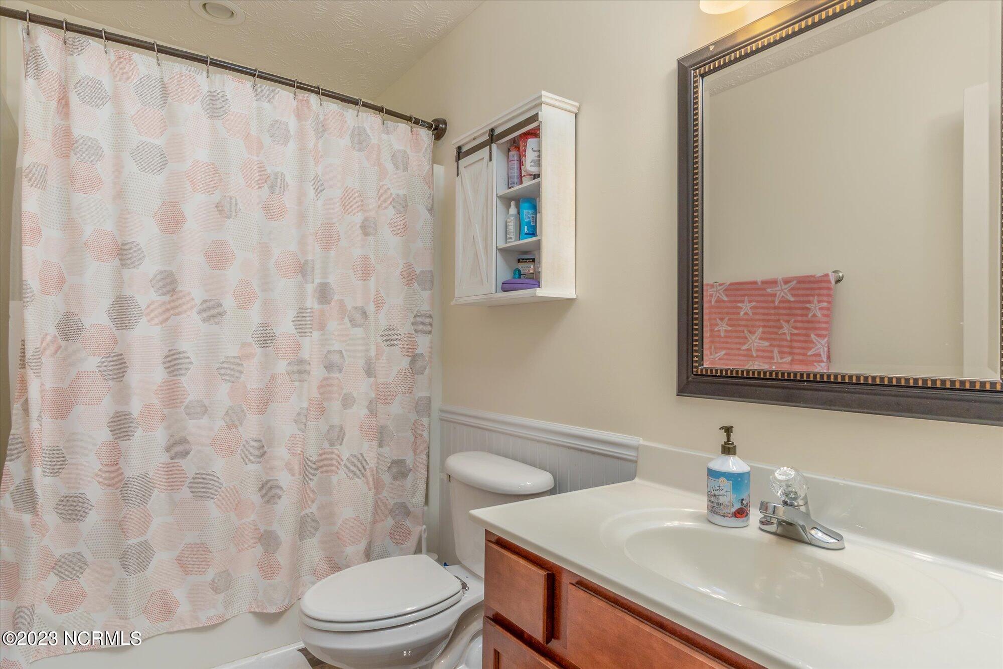214 Rutherford Way Jacksonville, NC 28540 - Photo 35 of 44 35-214 Rutherford-35