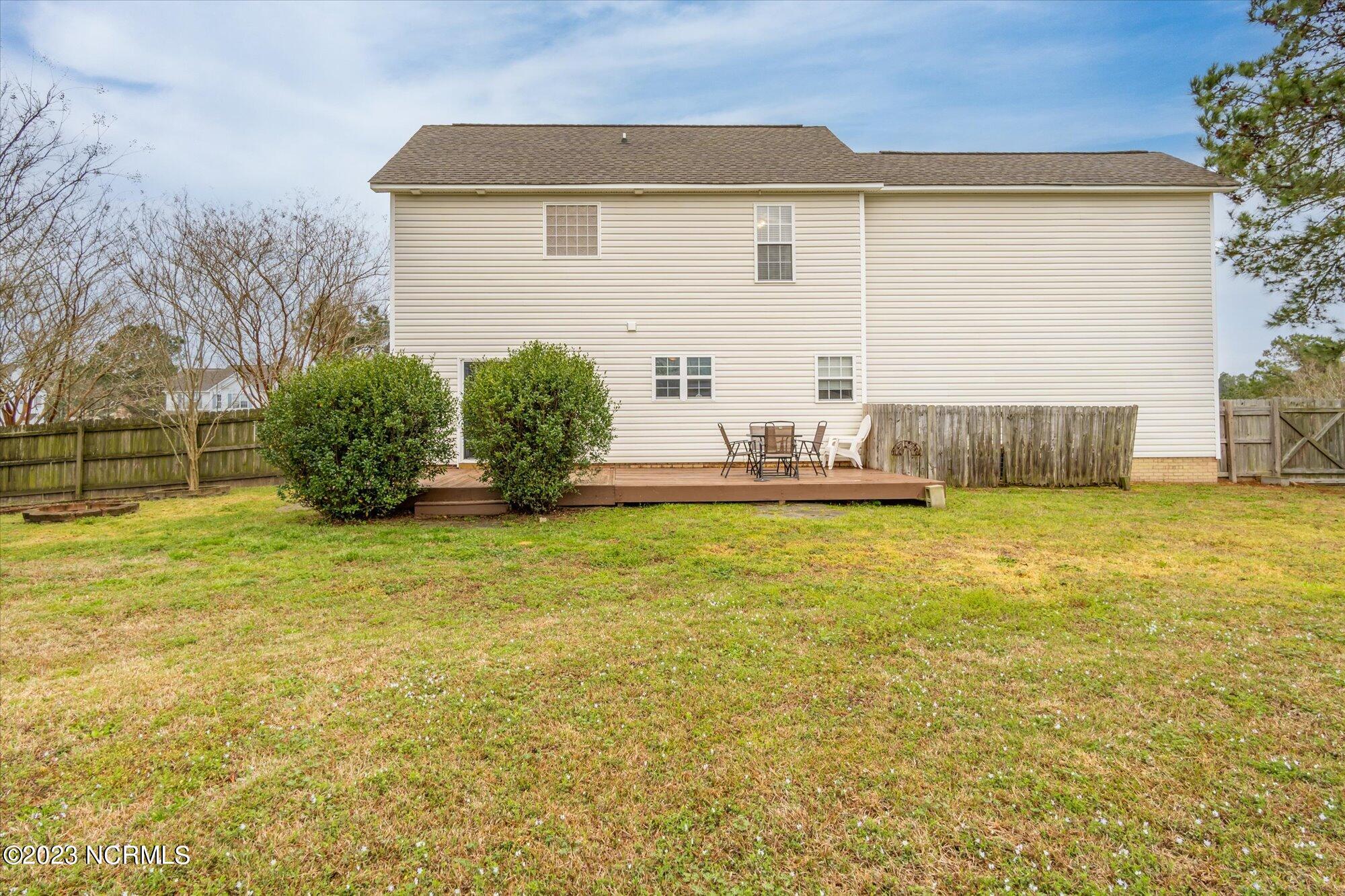 214 Rutherford Way Jacksonville, NC 28540 - Photo 42 of 44 42-214 Rutherford-42