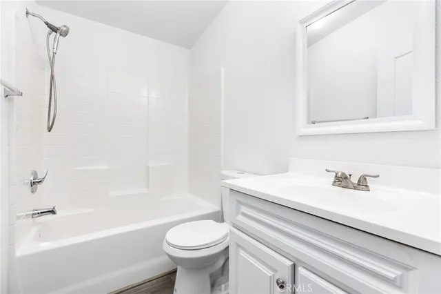 $465,000 | 17603 Hays Lake, Lake Elsinore, CA 92530