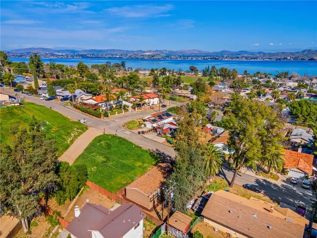 $465,000 | 17603 Hays Lake, Lake Elsinore, CA 92530