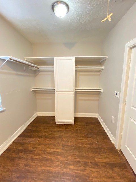 4401 Canal Street Houston, TX 77011 - Photo 15 of 20 a view of an empty room with empty racks