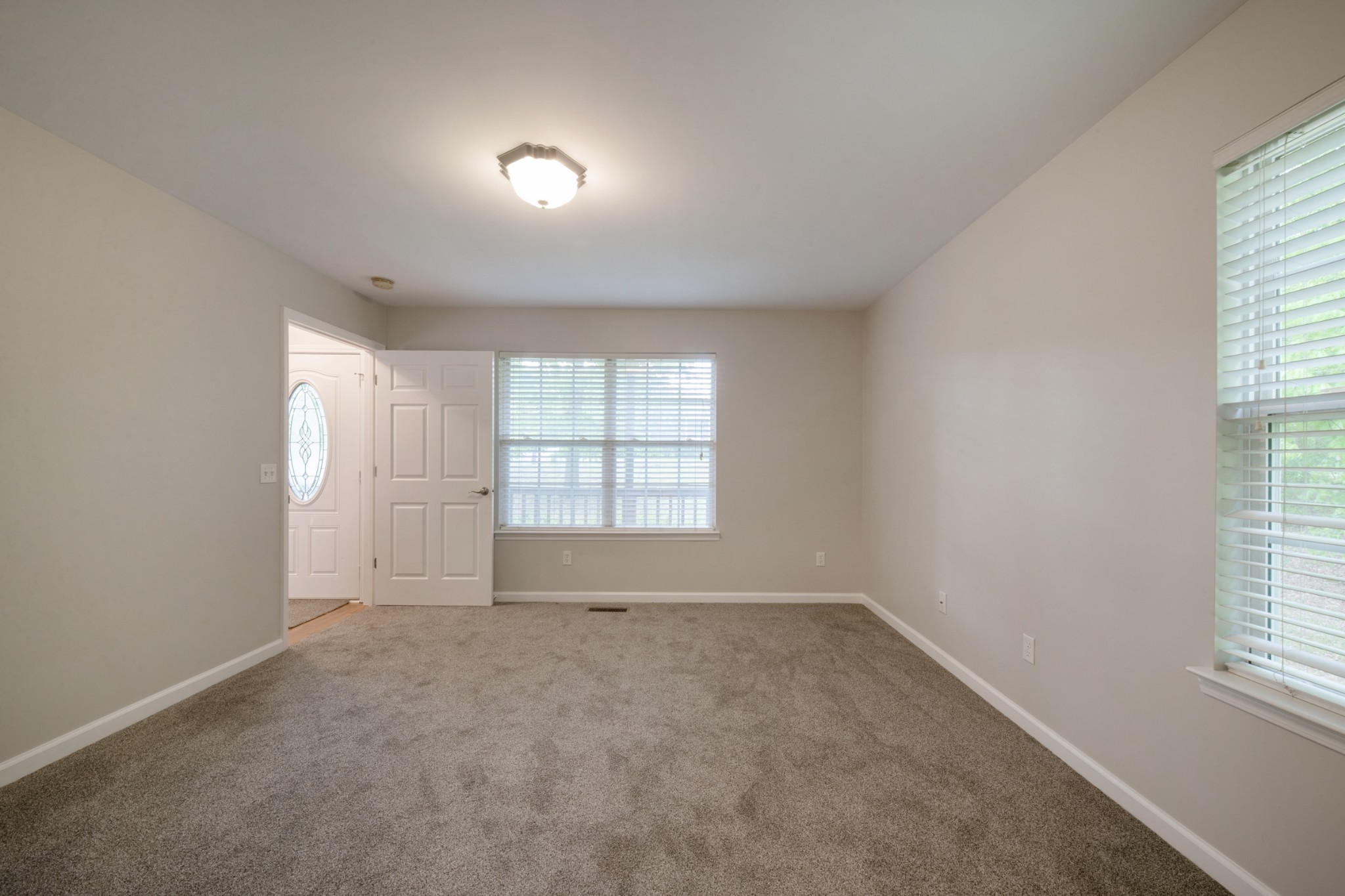 220 Black Road Dickson, TN 37055 - Photo 25 of 36 an empty room with a window