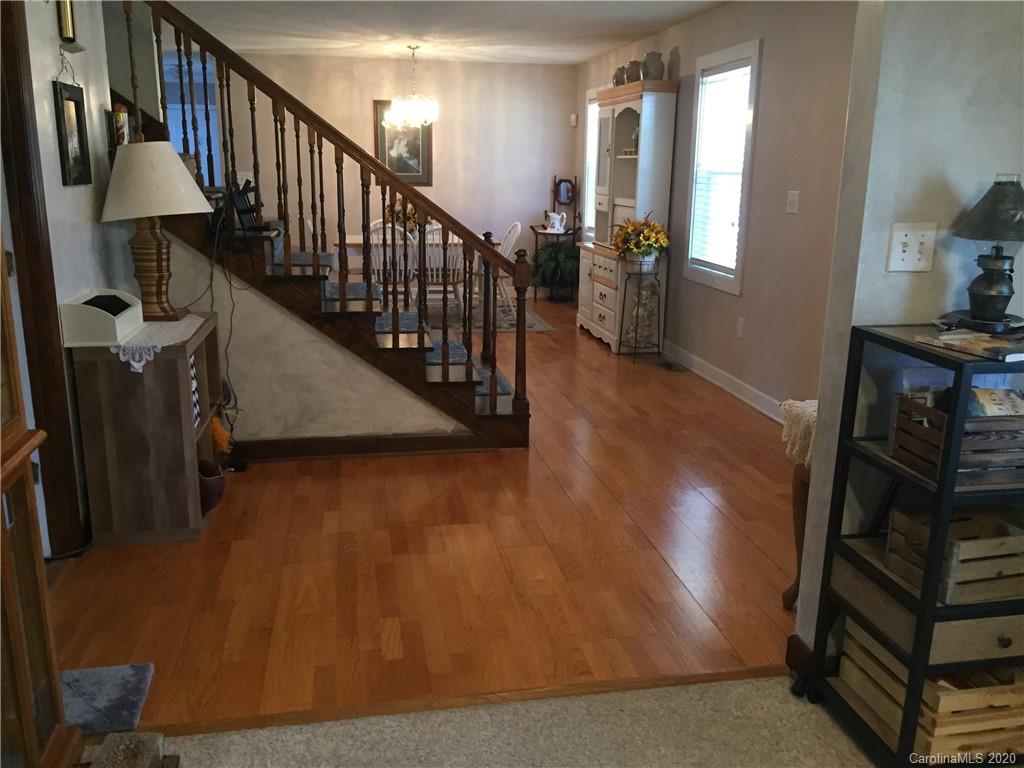 2037 Valley View Lane Lincolnton, NC 28092 - Photo 11 of 30 Gallery Image 11