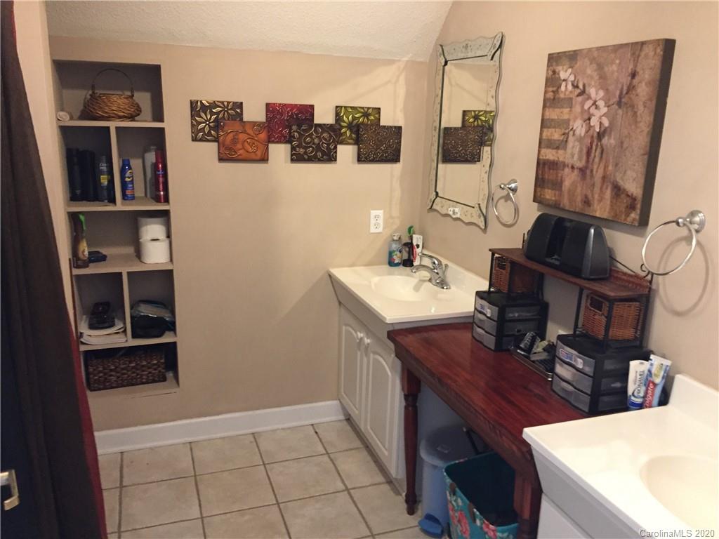 2037 Valley View Lane Lincolnton, NC 28092 - Photo 18 of 30 Gallery Image 18