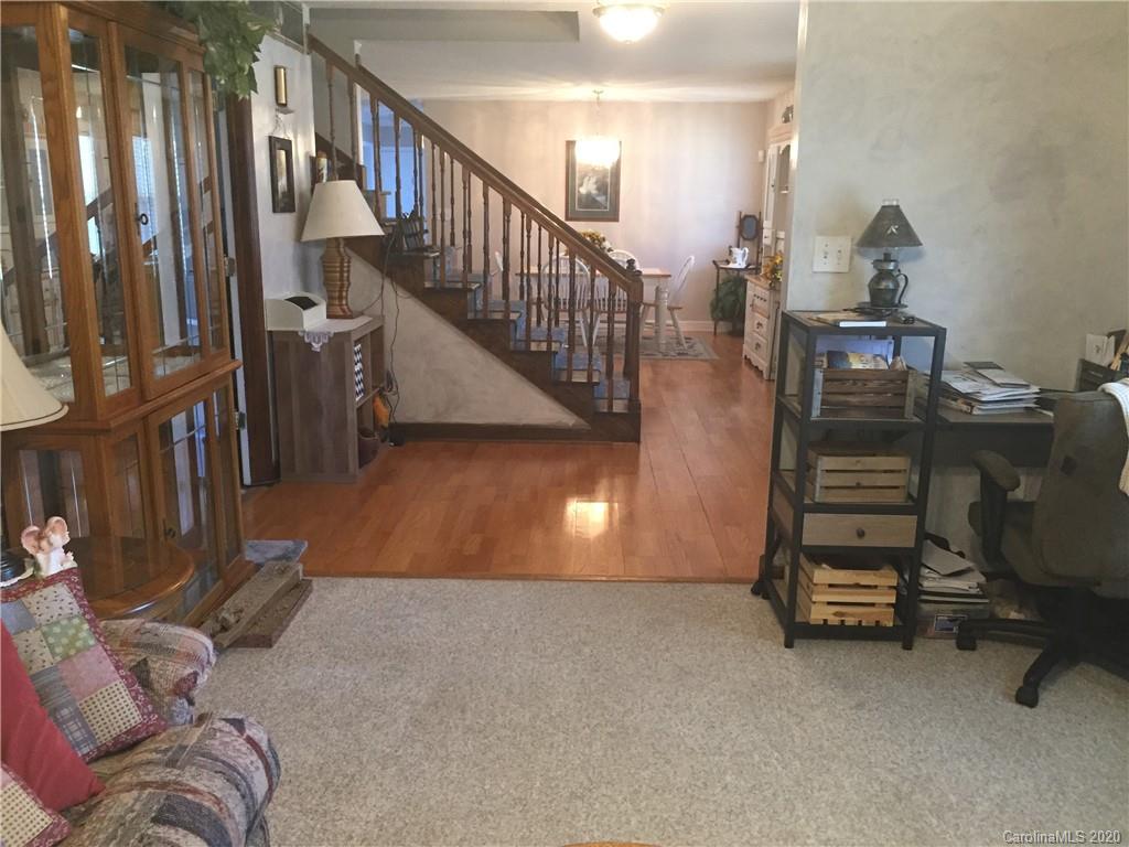 2037 Valley View Lane Lincolnton, NC 28092 - Photo 10 of 30 Gallery Image 10