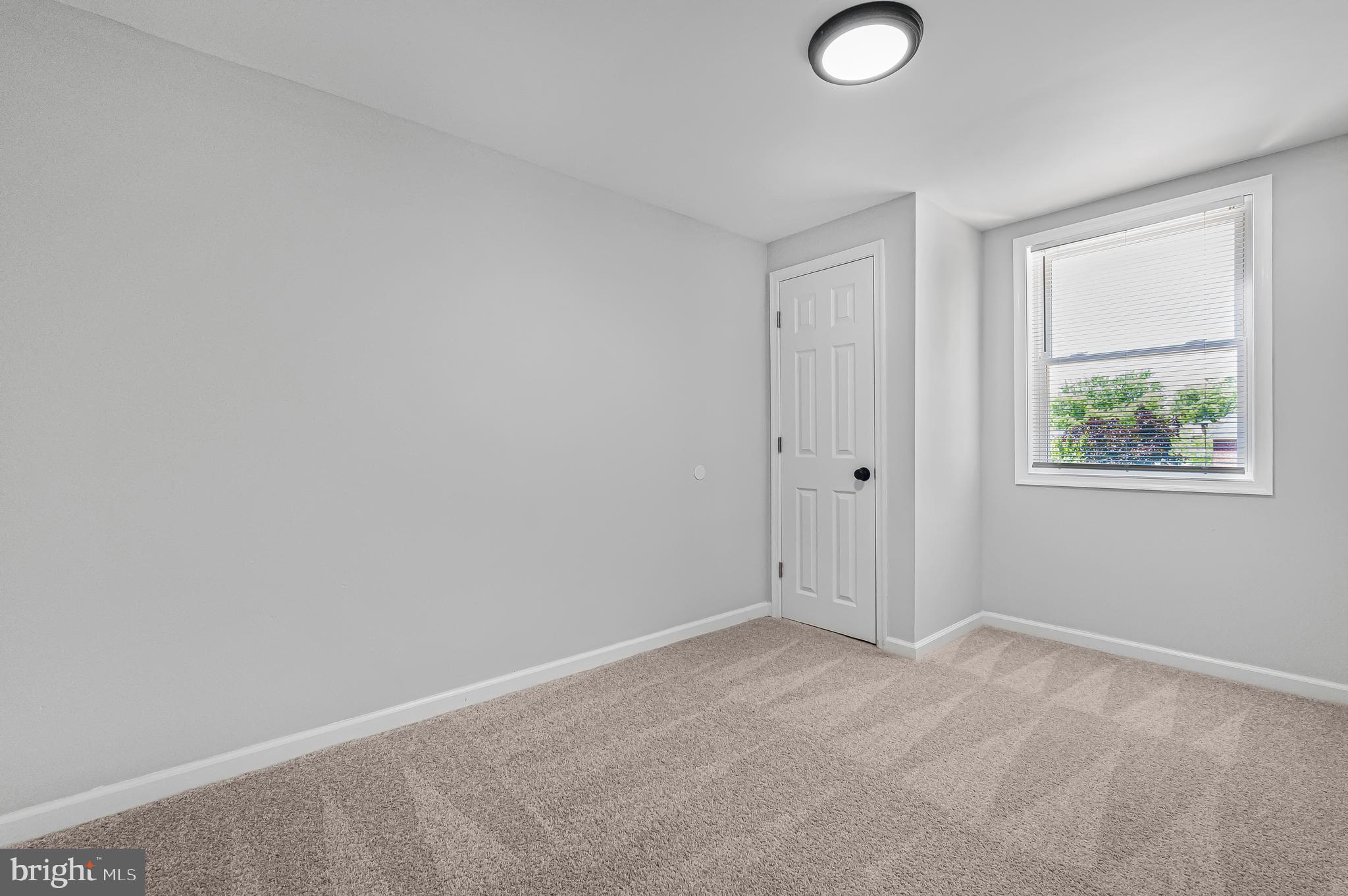 1986 Carter Road Folcroft, PA 19032 - Photo 20 of 32