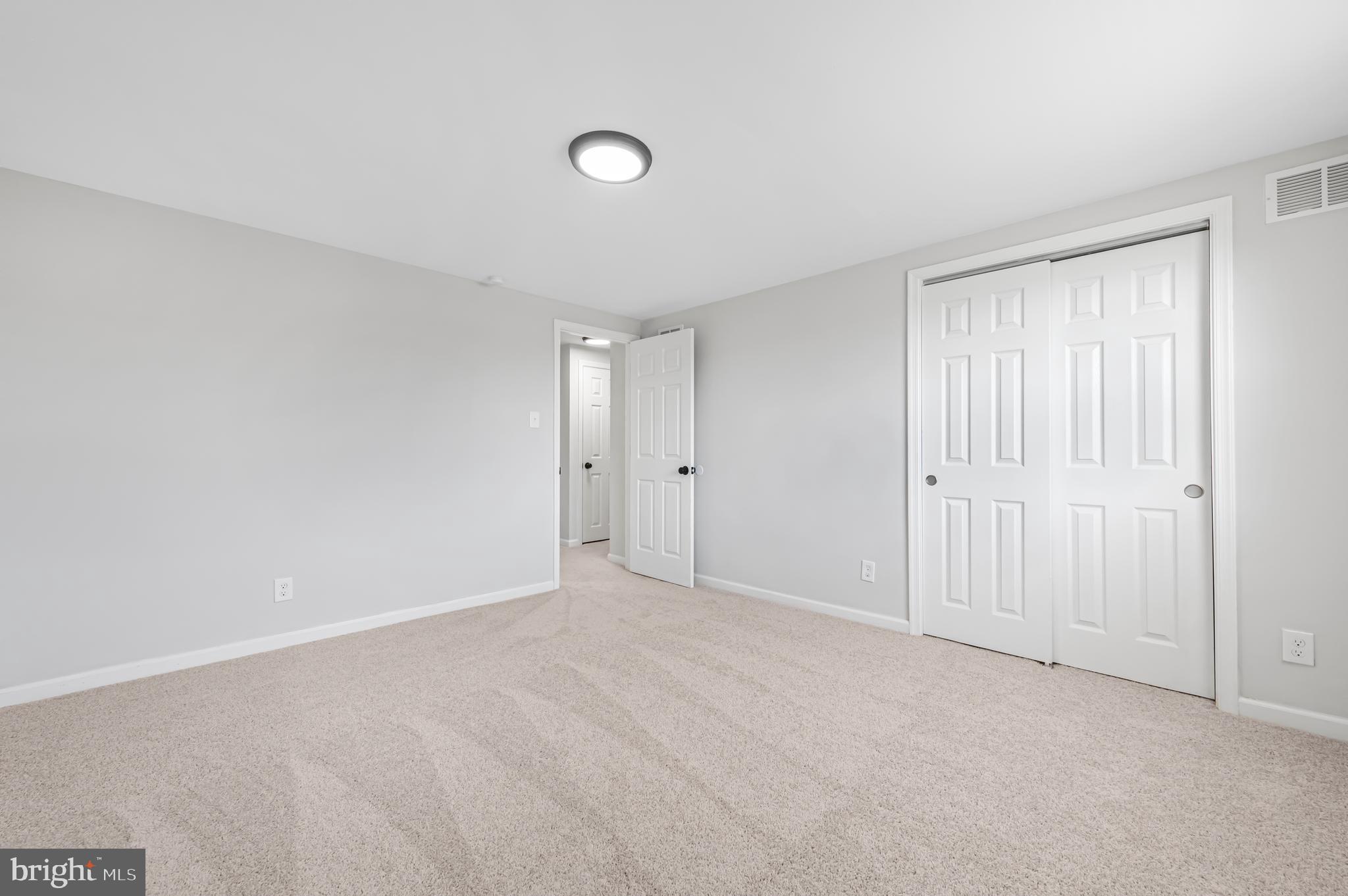 1986 Carter Road Folcroft, PA 19032 - Photo 24 of 32