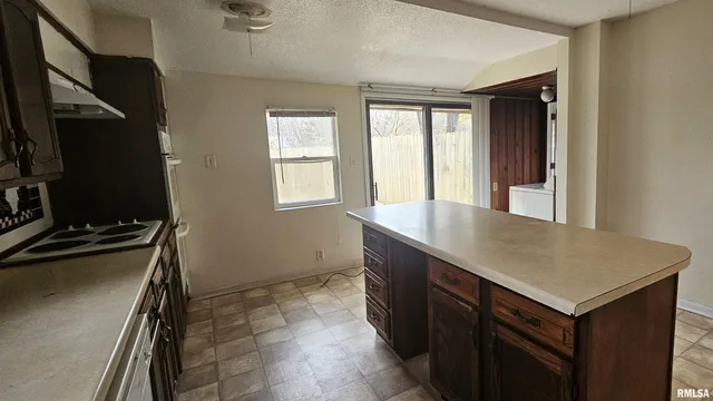 $115,000 | 203 South Orchard Drive, Carbondale, IL 62901