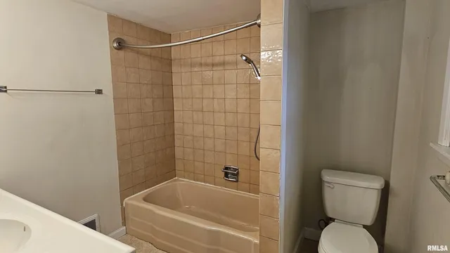 $115,000 | 203 South Orchard Drive, Carbondale, IL 62901