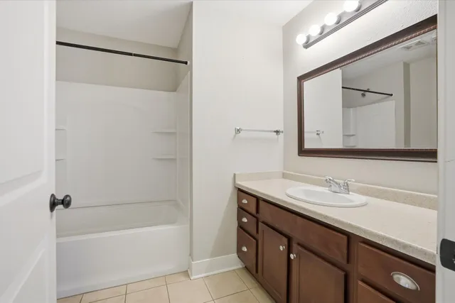 $669,000 | 4260 Carneros Way, Jackson, WI 53037