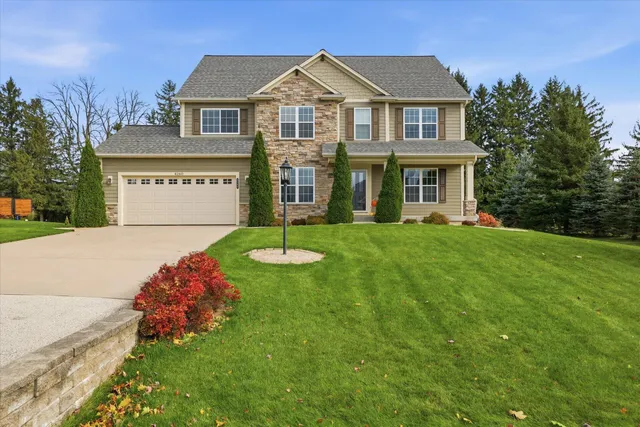 $669,000 | 4260 Carneros Way, Jackson, WI 53037