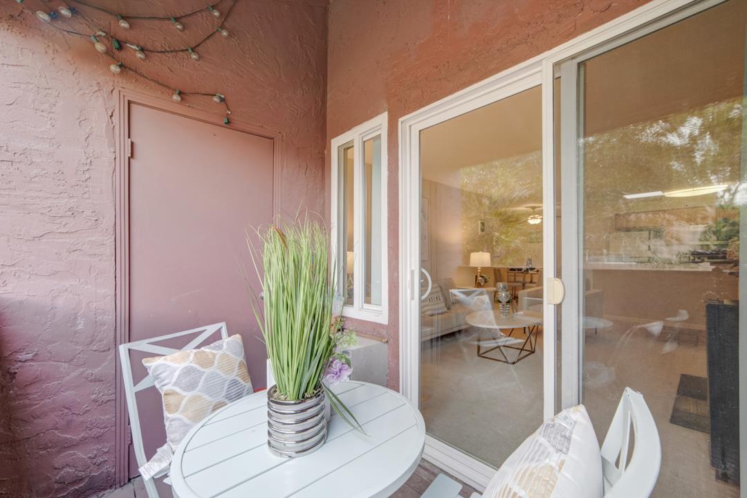 452 Dempsey Road, Unit 253 Milpitas, CA 95035 - Photo 19 of 26 a living room with furniture