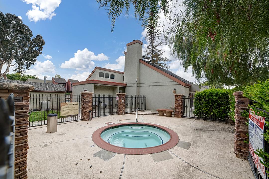 452 Dempsey Road, Unit 253 Milpitas, CA 95035 - Photo 25 of 26 a view of a house with backyard and sitting area