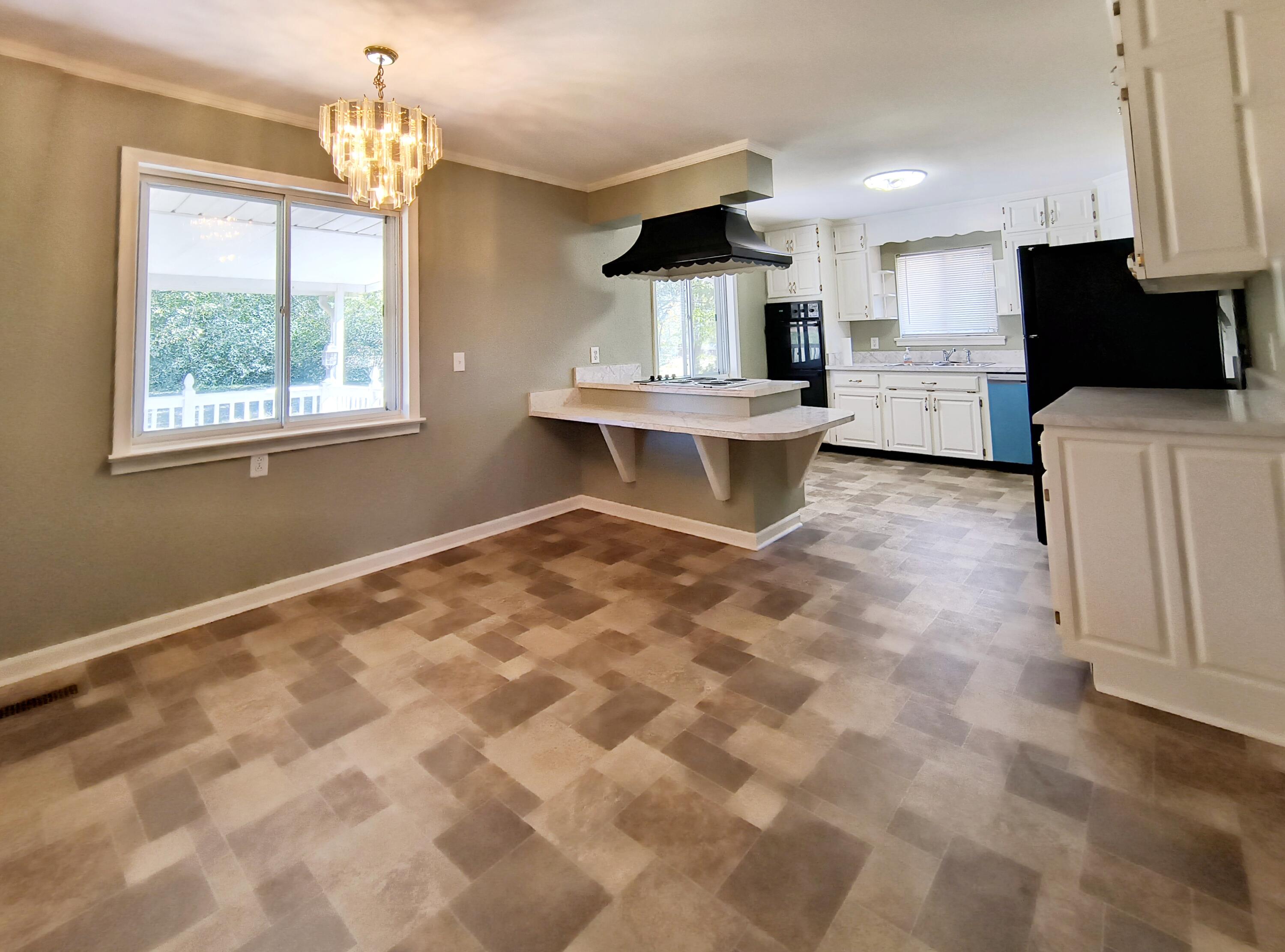 114 Clara Lee Road Rossville, GA 30741 - Photo 12 of 46 Into the Kitchen