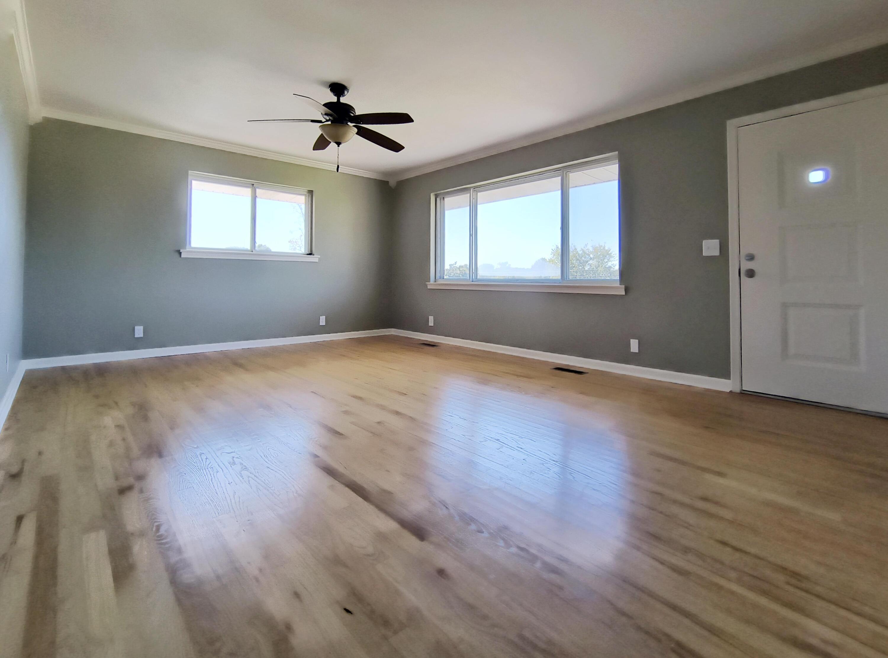114 Clara Lee Road Rossville, GA 30741 - Photo 9 of 46 Front Living Area