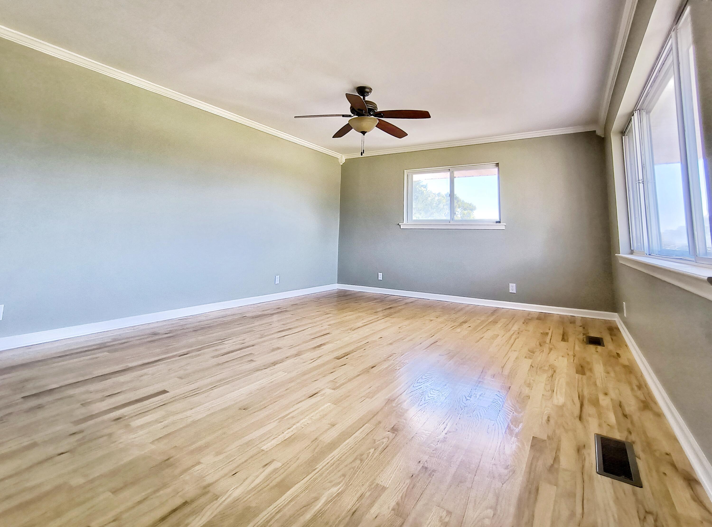 114 Clara Lee Road Rossville, GA 30741 - Photo 10 of 46 Screen Wall !