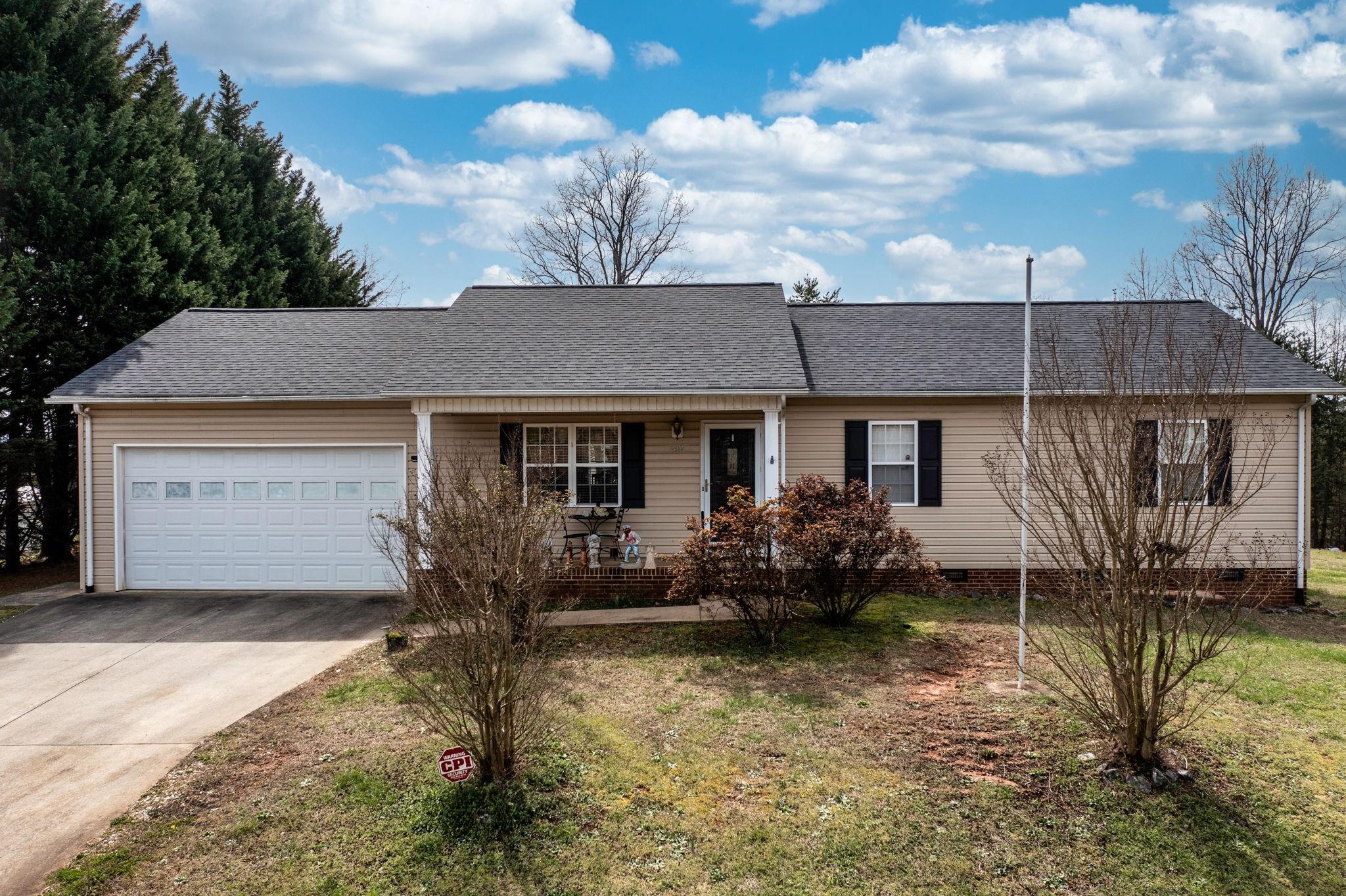 6477 Ridgeview Circle Granite Falls, NC 28630 - Photo 5 of 31 Gallery Image 5