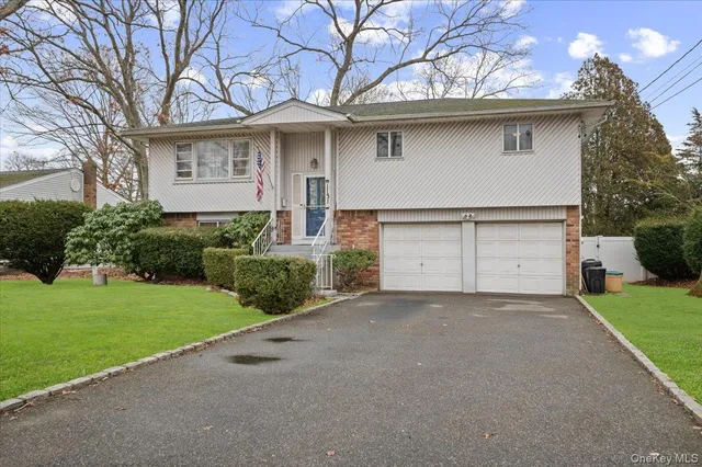 $649,999 | 1131 Udall Road, Bay Shore, NY 11706