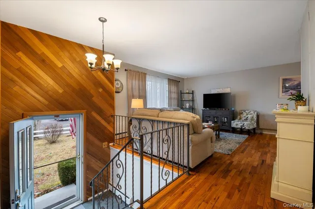 $649,999 | 1131 Udall Road, Bay Shore, NY 11706