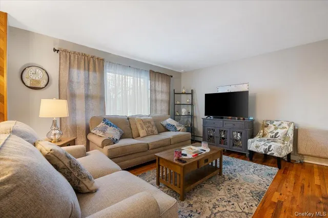 $649,999 | 1131 Udall Road, Bay Shore, NY 11706