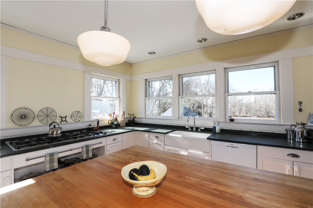 481 Puncatest Neck Road Tiverton, RI 02878 - Photo 8 of 18