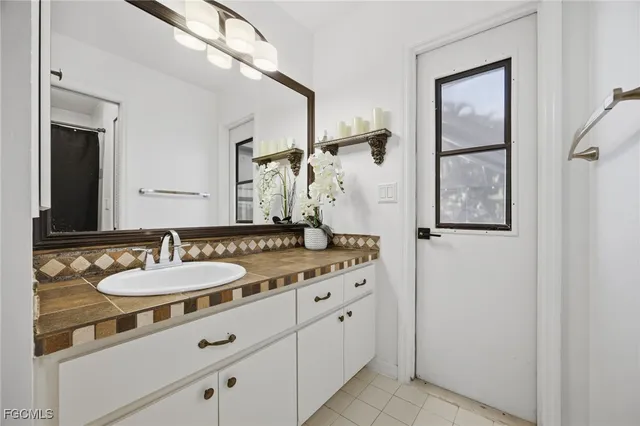 $589,000 | 402 Southwest 28th Street, Cape Coral, FL 33914