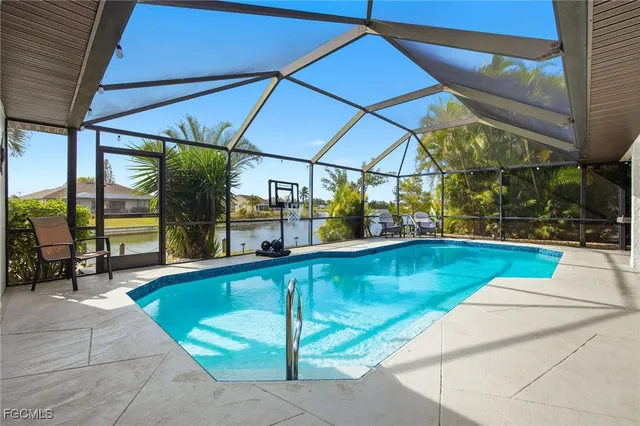 $589,000 | 402 Southwest 28th Street, Cape Coral, FL 33914