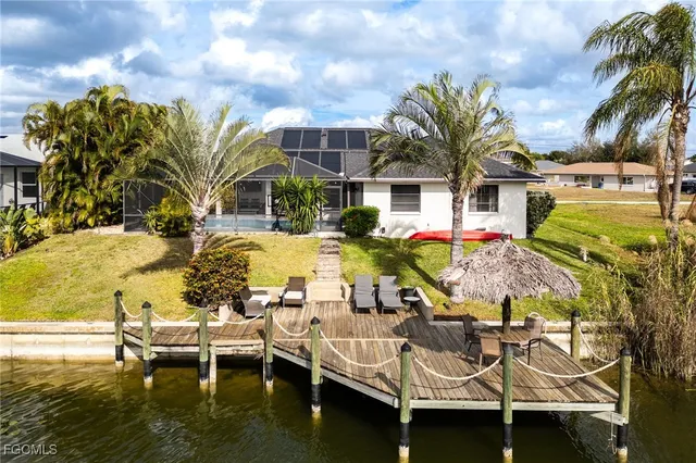 $589,000 | 402 Southwest 28th Street, Cape Coral, FL 33914