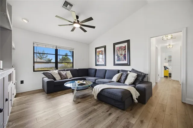 $589,000 | 402 Southwest 28th Street, Cape Coral, FL 33914