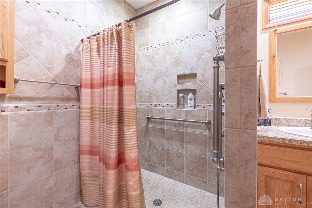 873 Deer Run Road Centerville, OH 45459 - Photo 25 of 39 Gallery Image 25