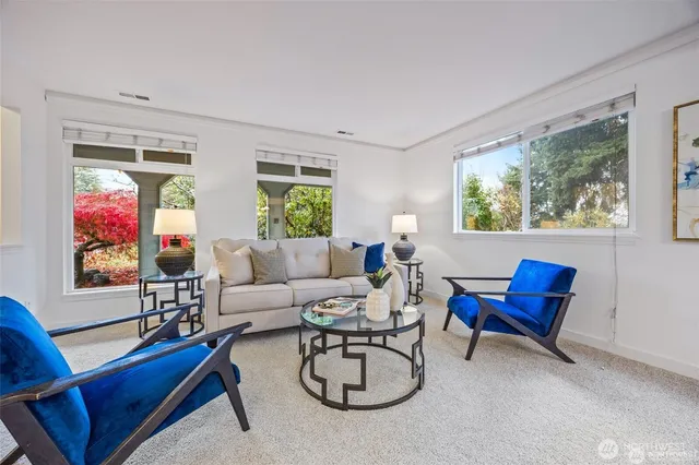 $3,150 | 3001 Smithers Court South, Renton, WA 98055