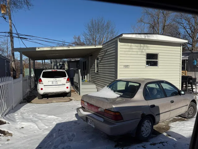 $55,000 | 2516 West Carroll Avenue, Oak Creek, WI 53154