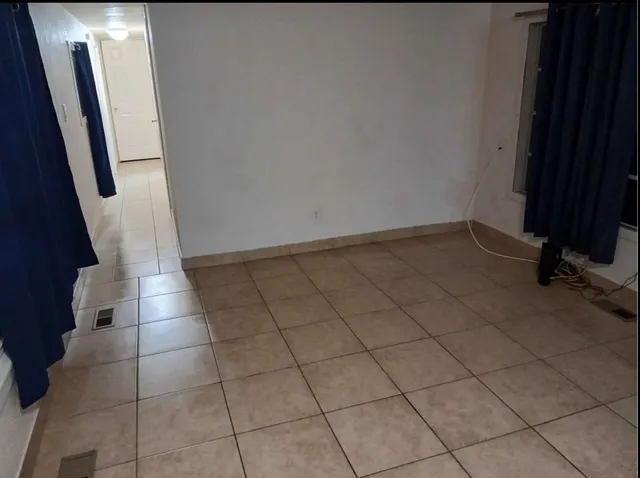 $55,000 | 2516 West Carroll Avenue, Oak Creek, WI 53154