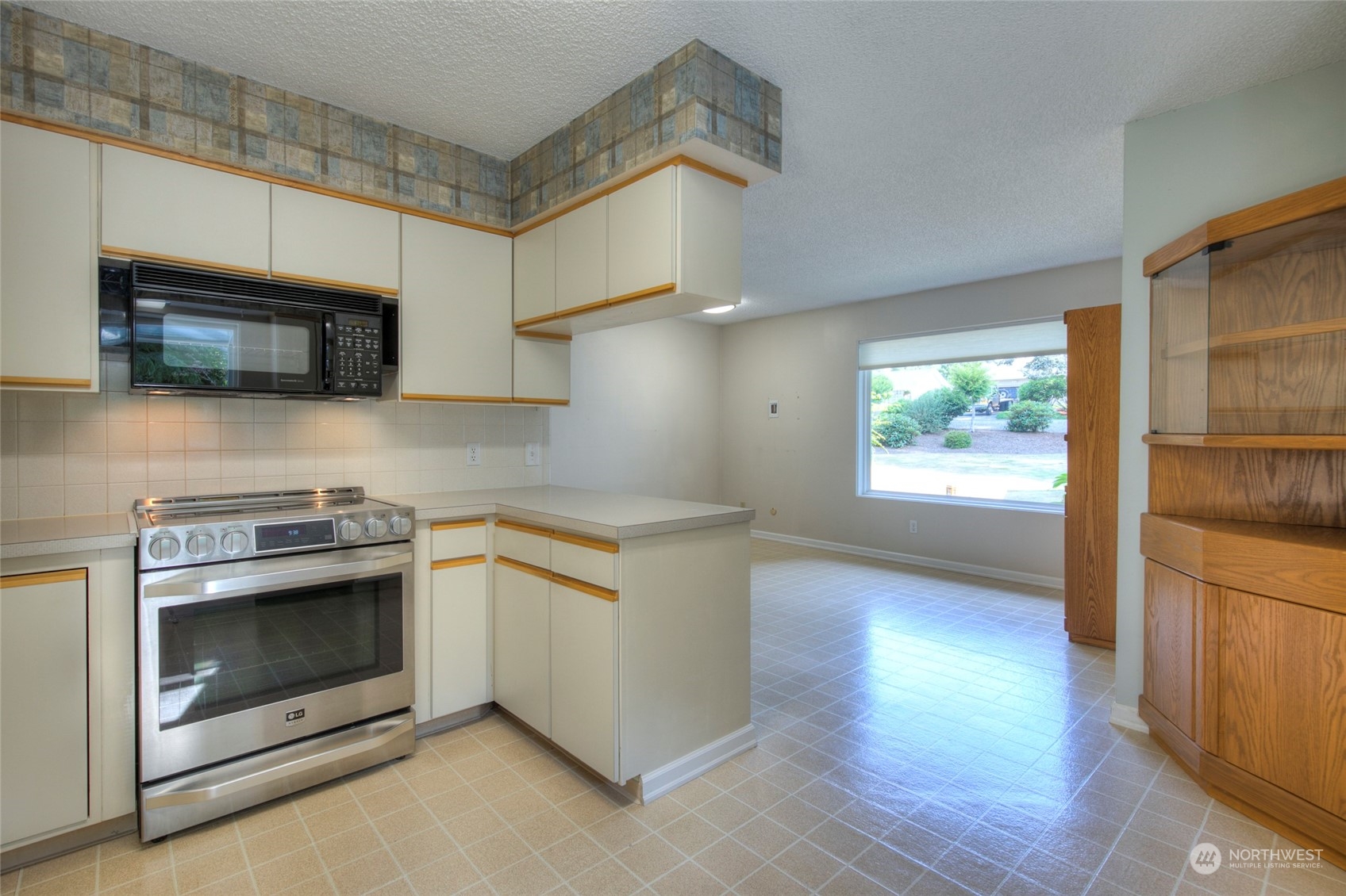 6211 Ridgeview Drive Aberdeen, WA 98520 - Photo 7 of 40 Gallery Image 7