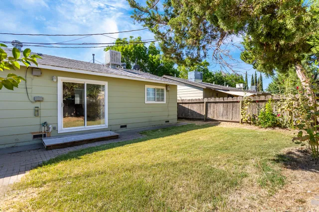 $230,000 | 3252 Daisy Street, Anderson, CA 96007