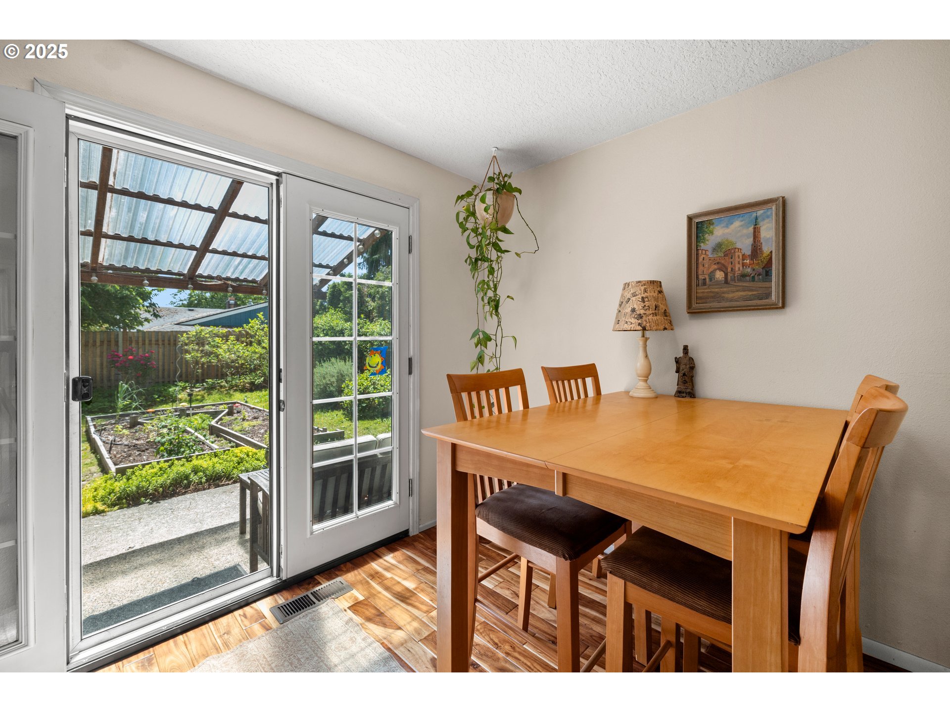 13170 Southwest Haystack Drive Beaverton, OR 97008 - Photo 11 of 27 Gallery Image 11