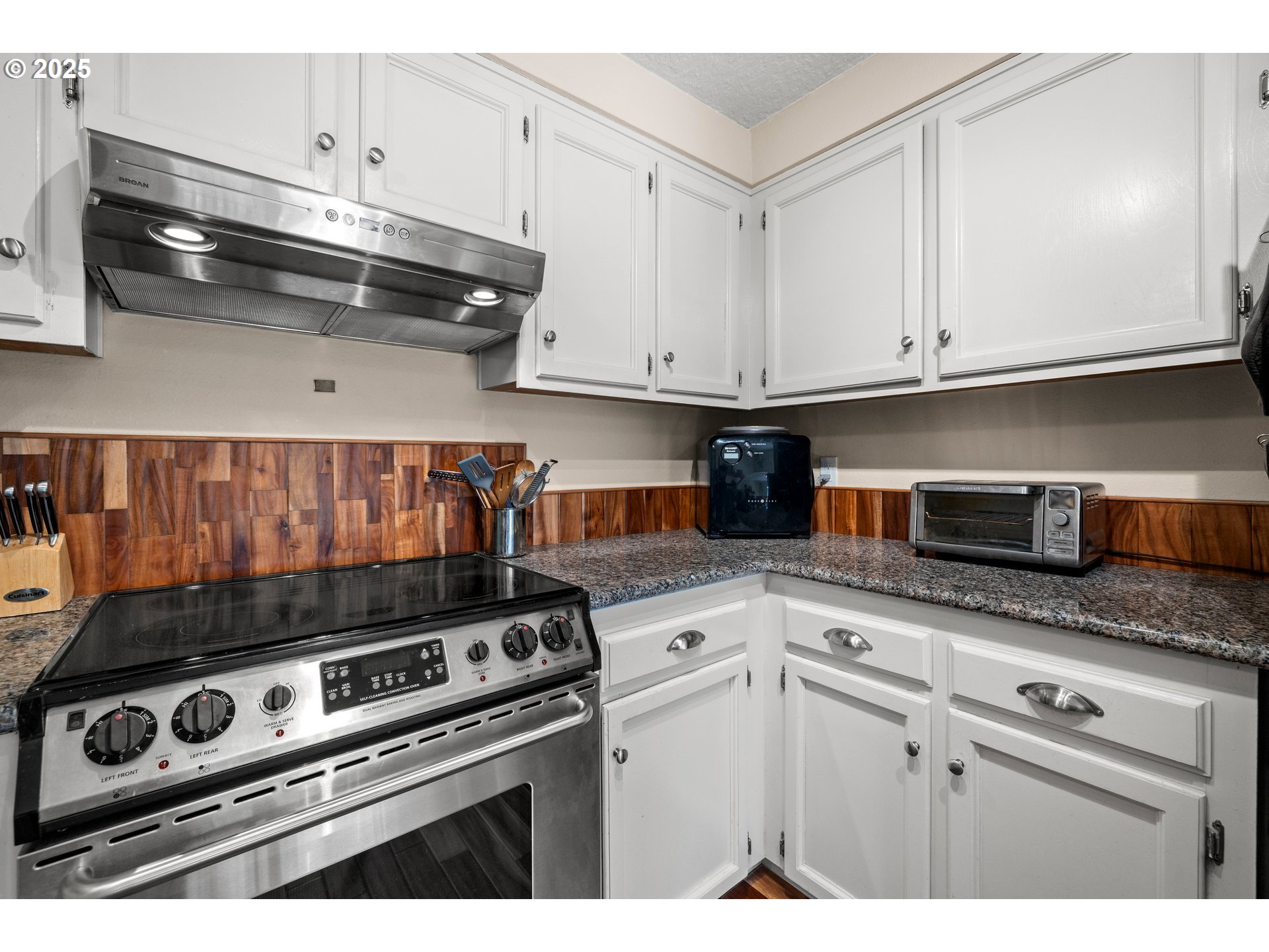 13170 Southwest Haystack Drive Beaverton, OR 97008 - Photo 13 of 27 Gallery Image 13