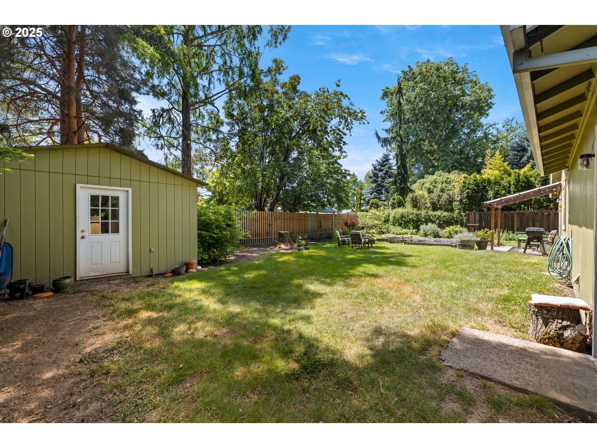 13170 Southwest Haystack Drive Beaverton, OR 97008 - Photo 18 of 27 Gallery Image 18