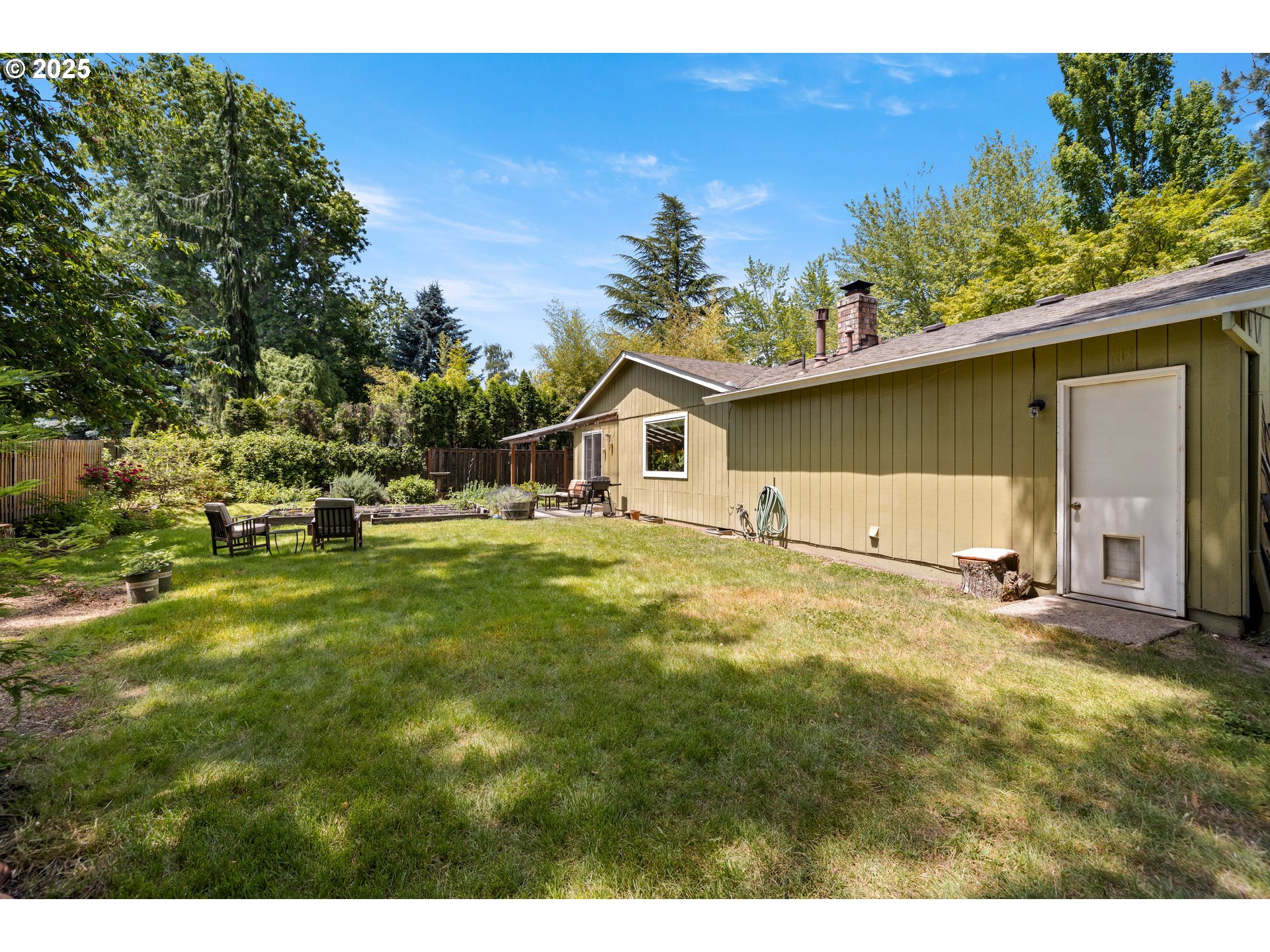 13170 Southwest Haystack Drive Beaverton, OR 97008 - Photo 19 of 27 Gallery Image 19