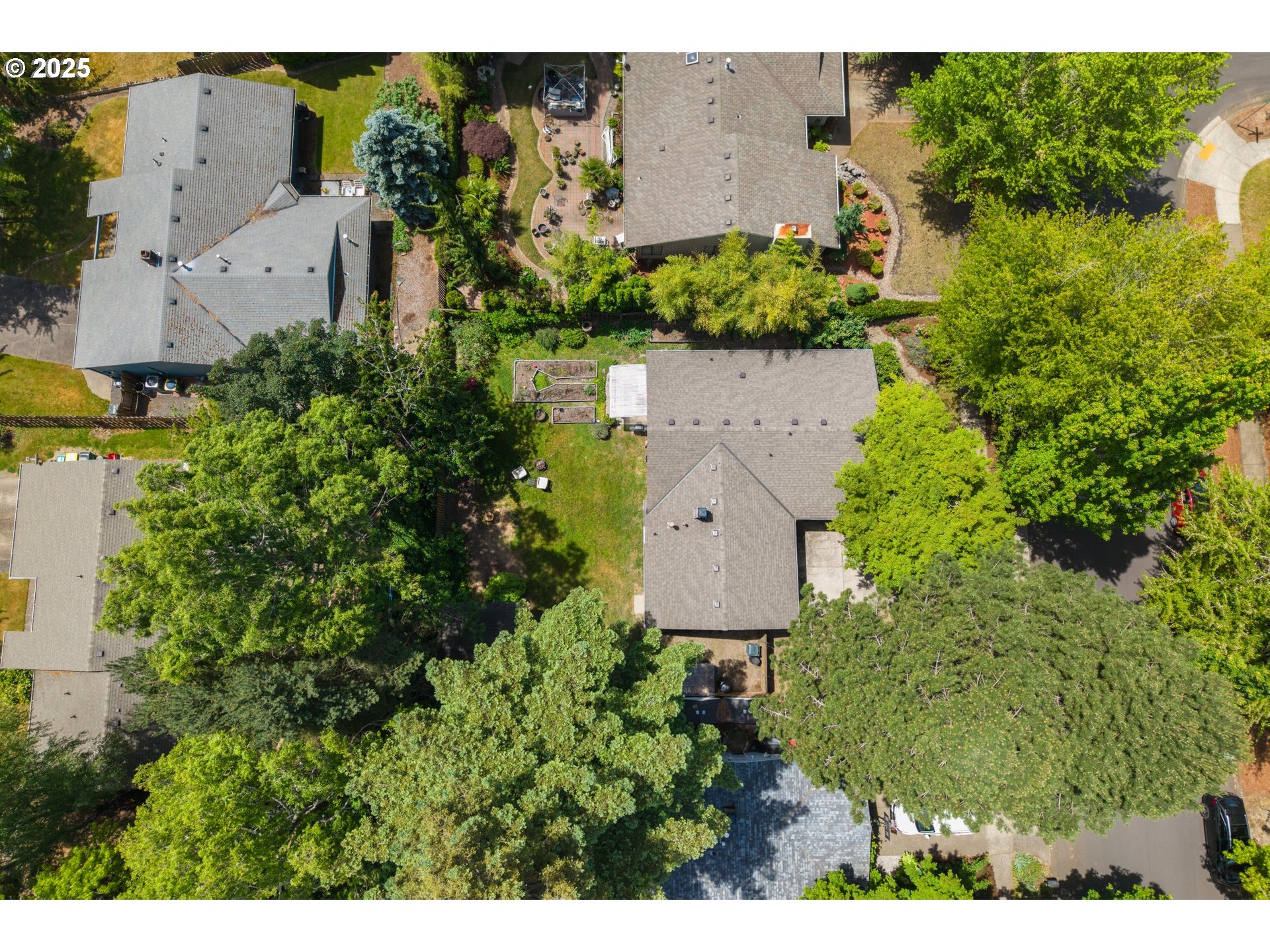 13170 Southwest Haystack Drive Beaverton, OR 97008 - Photo 24 of 27 Gallery Image 24