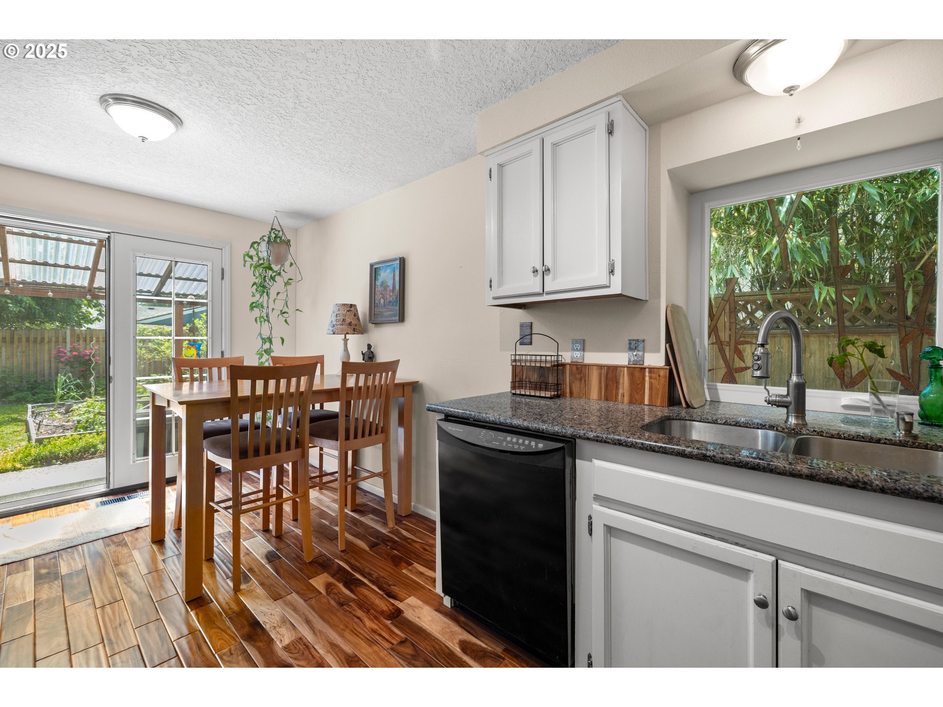 13170 Southwest Haystack Drive Beaverton, OR 97008 - Photo 10 of 27 Gallery Image 10