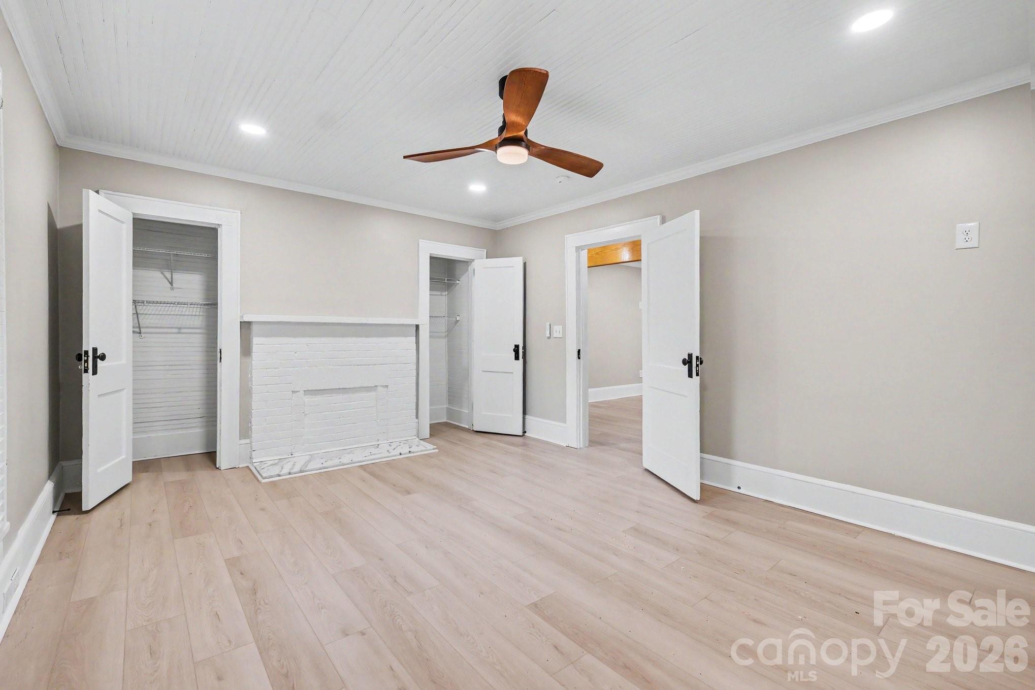 1601 Lawing Road Charlotte, NC 28216 - Photo 19 of 35 Gallery Image 19