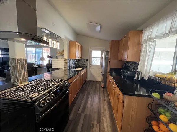 $490,000 | 26920 14th Street, Highland, CA 92346