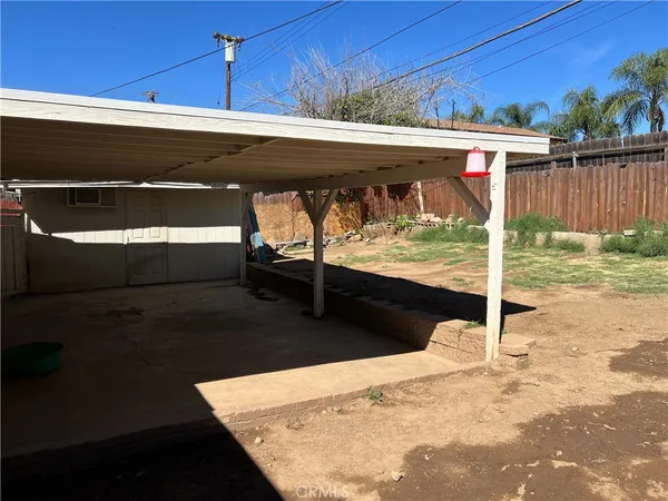 $490,000 | 26920 14th Street, Highland, CA 92346