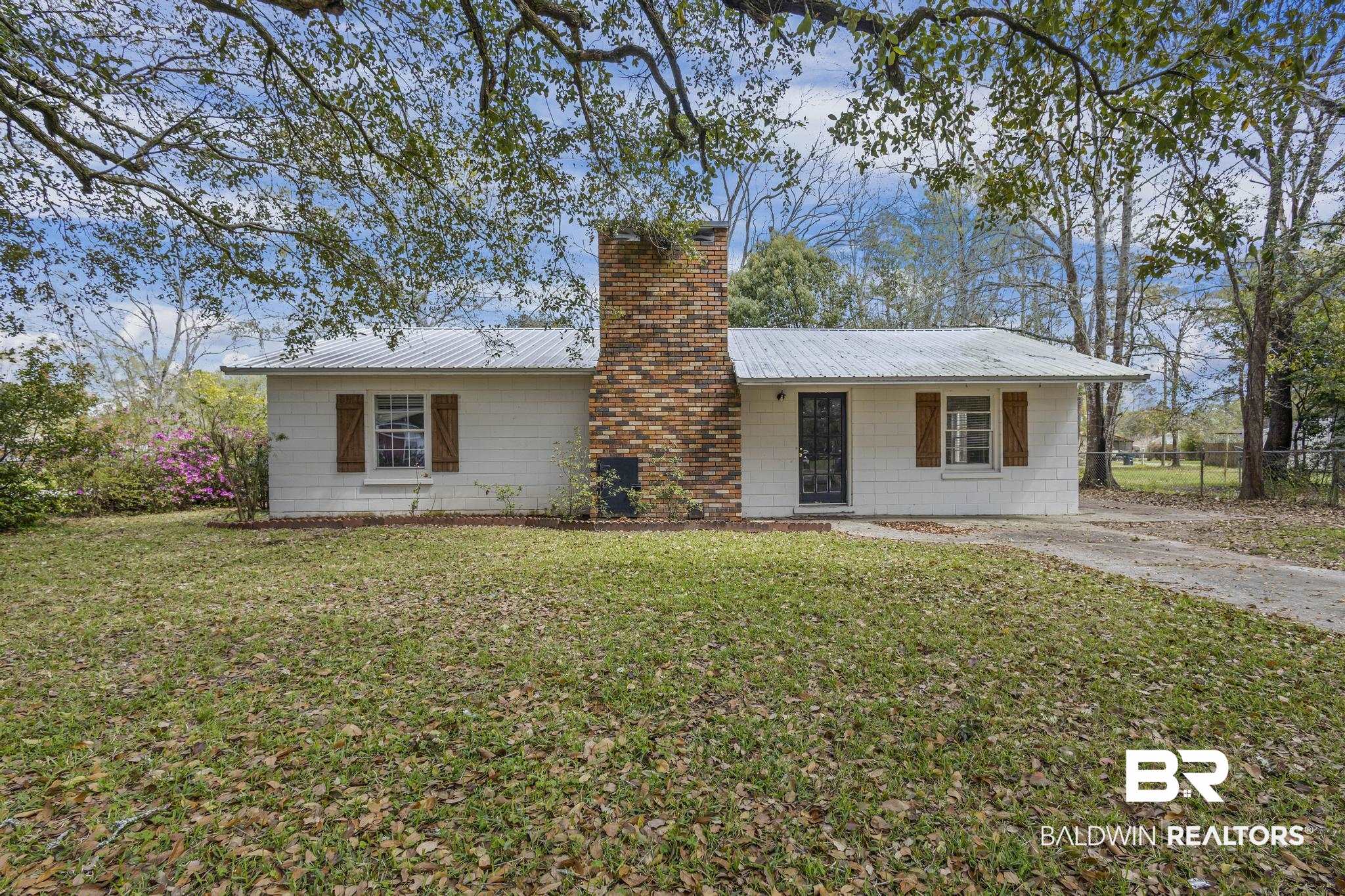 213 South Elm Street Foley, AL 36535 - Photo 2 of 23