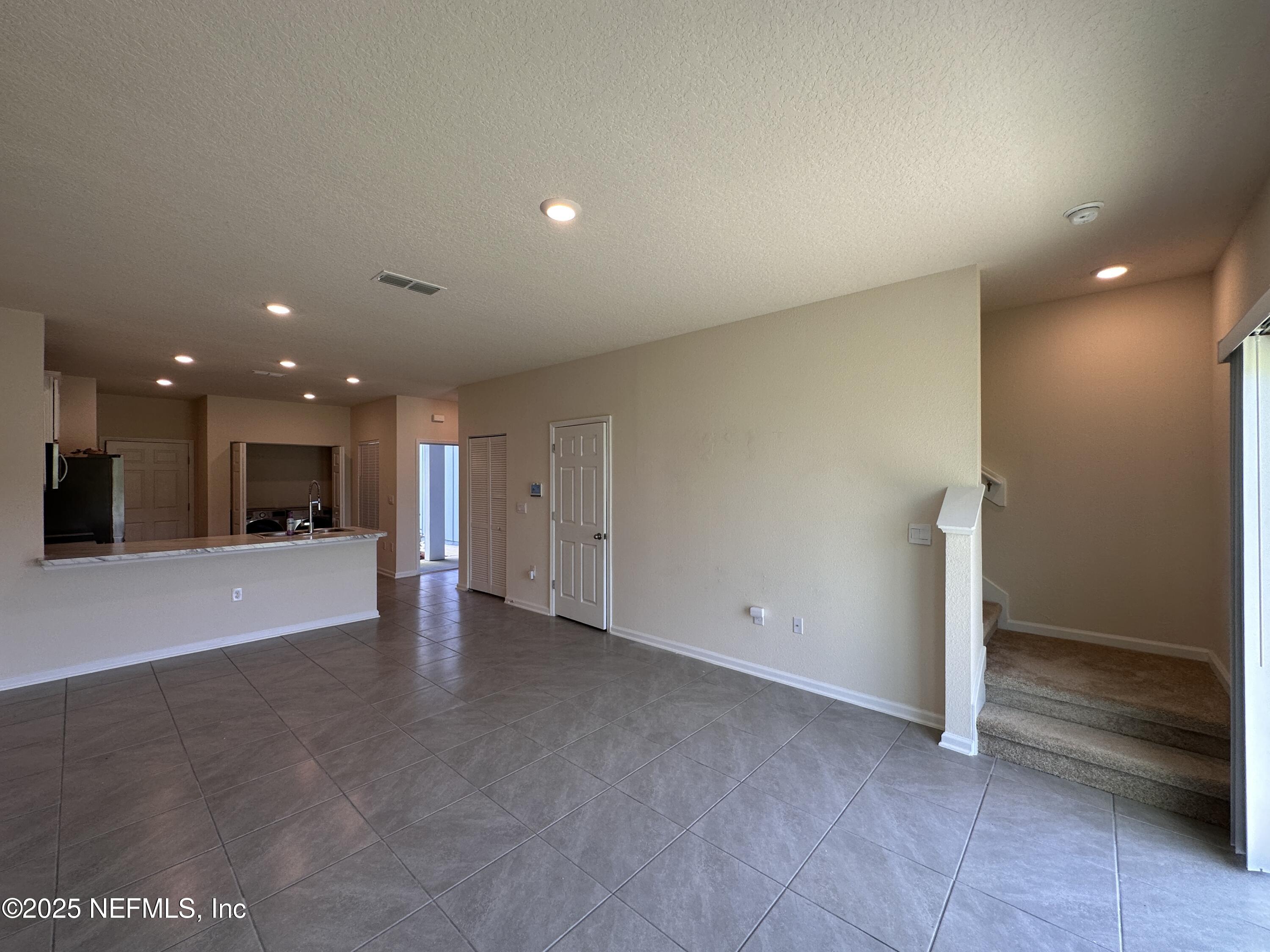 878 Observatory Parkway Jacksonville, FL 32218 - Photo 8 of 16 IMG_3614