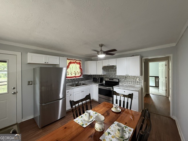 1044 Earle Street Thomson, GA 30824 - Photo 15 of 25