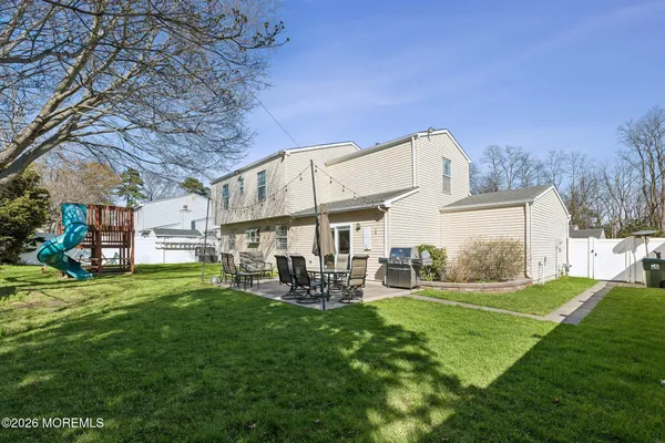 $725,000 | 11 Dantley Drive, Howell, NJ 07731